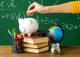 Educação Financeira nas Escolas: Formando Cidadãos Conscientes desde a Infância